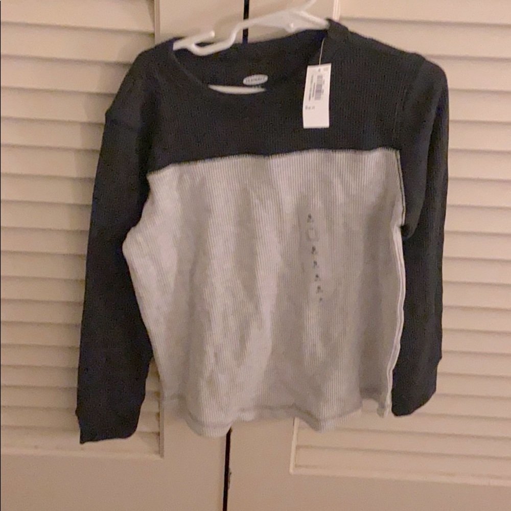 Boys long sleeve thermal size 6-7 NWT